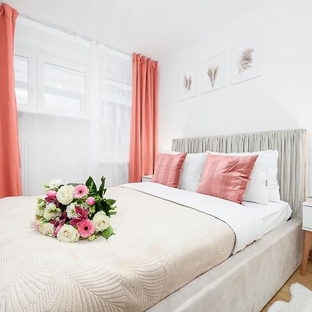 Lumina Apartment Opposite The Palace Of Culture And Science Warsaw Ngoại thất bức ảnh